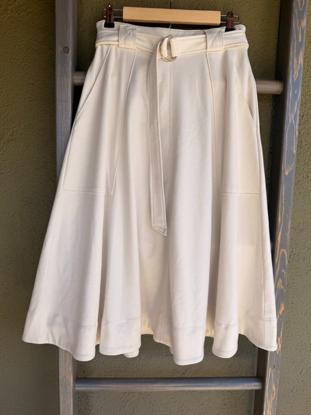 Banana Republic Ponte Knit Cargo Midi Skirt | Women's Size 4 | NWOT | Ivory